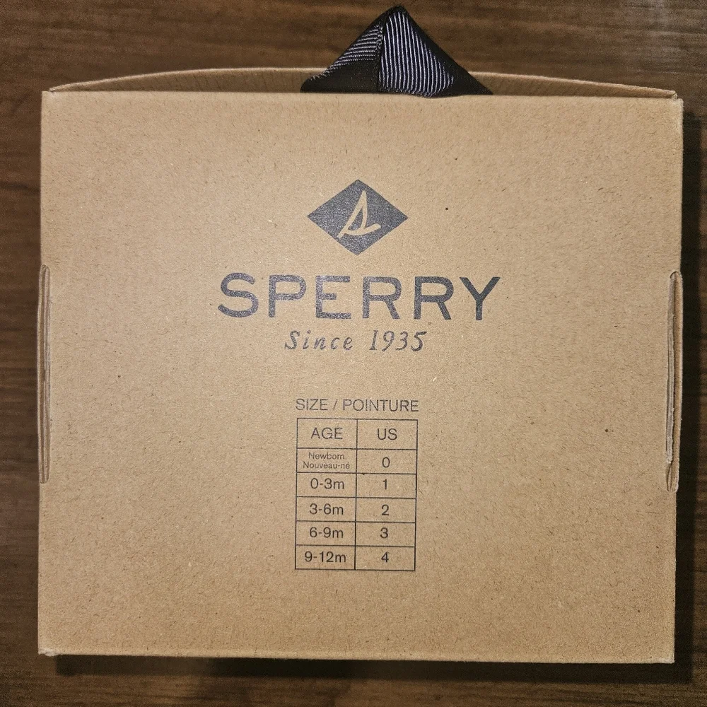 Sperry Unisex-Baby Snow Boot Infant SIZE 1M NEW in box